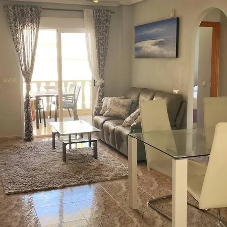 Strandnara Lagenhet I La Zenia *