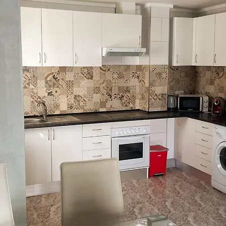 Strandnara Lagenhet I La Zenia *